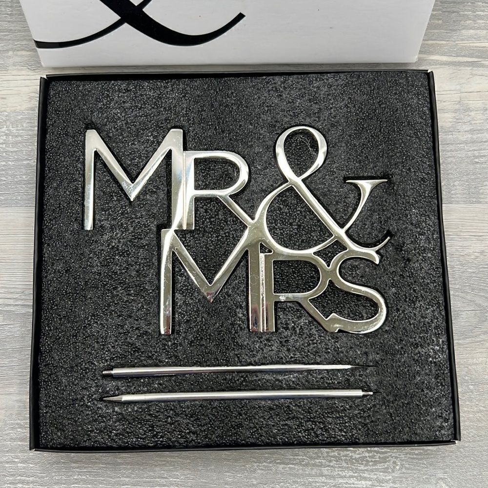 Olivia &Oliver Polished Silver Finish Mr. & Mrs. cake topper EUC